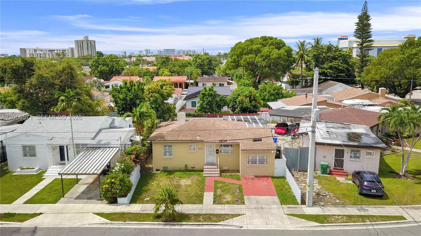 3080 SW 5th St, Miami, FL 33135 — zdjęcie 4