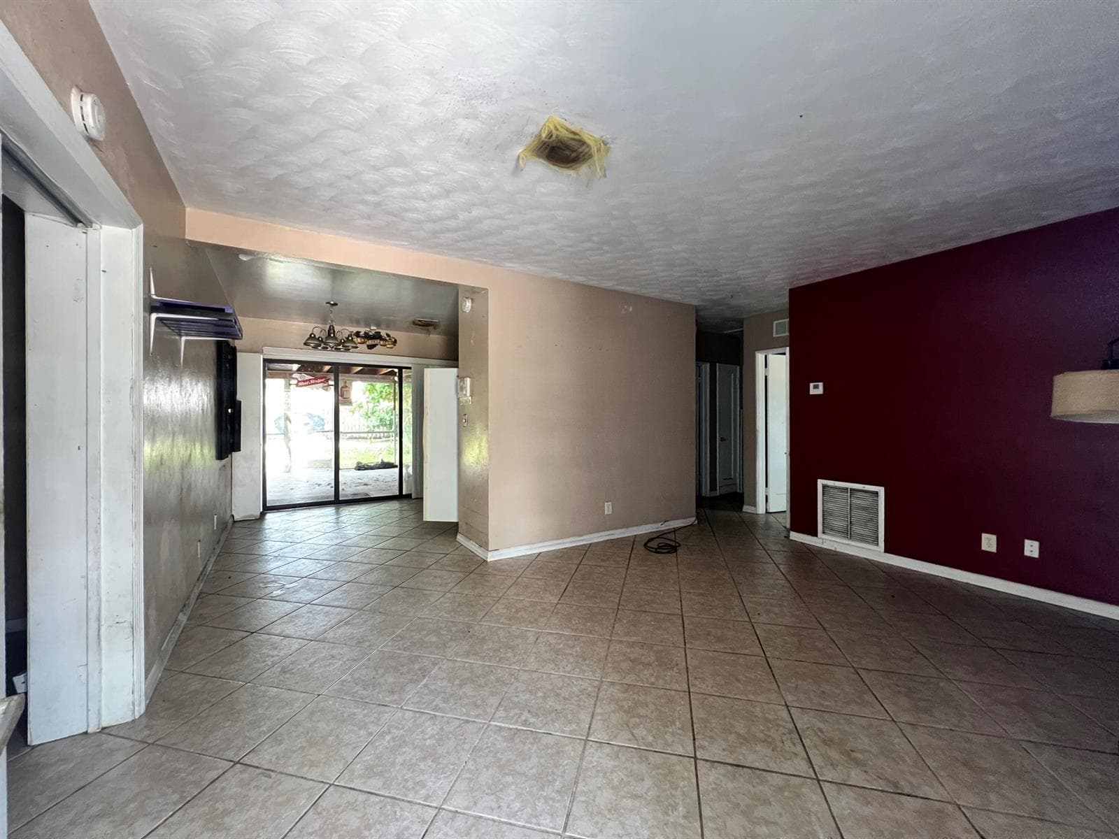 1732 NE 15TH Avenue, Fort Lauderdale, FL 33305 — zdjęcie 3