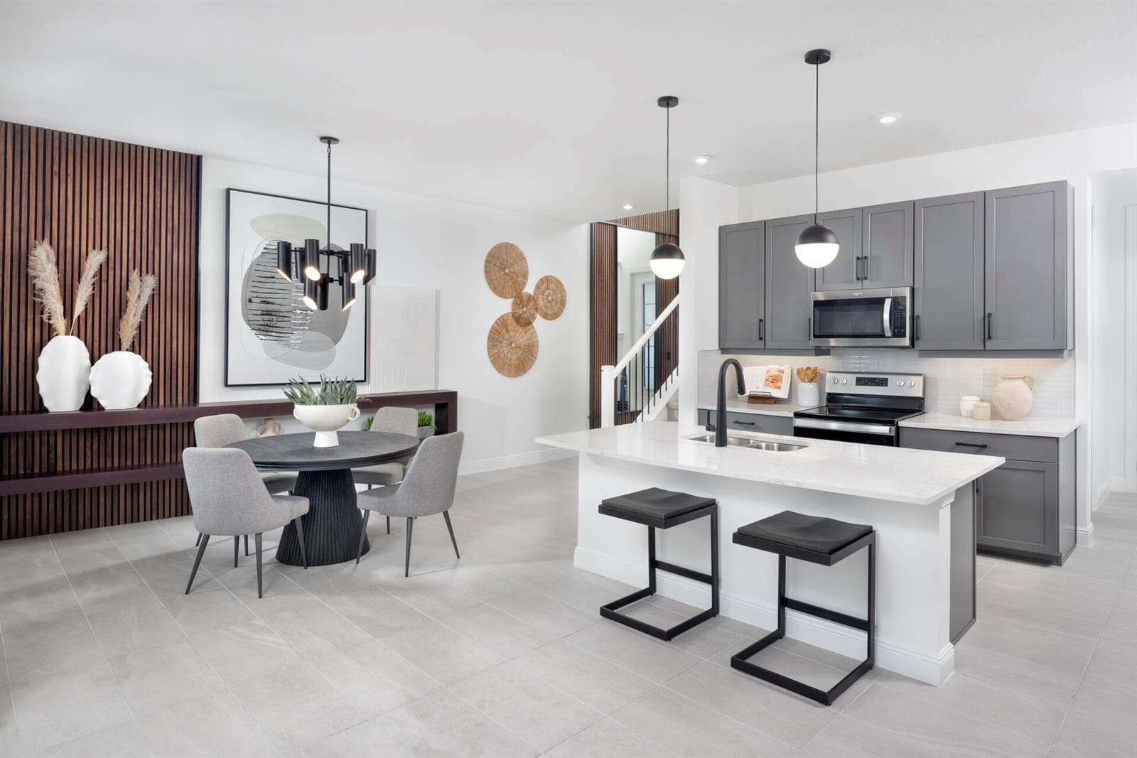 3638 NW SOLANGE Court, Jensen Beach, FL 34957 — zdjęcie 2