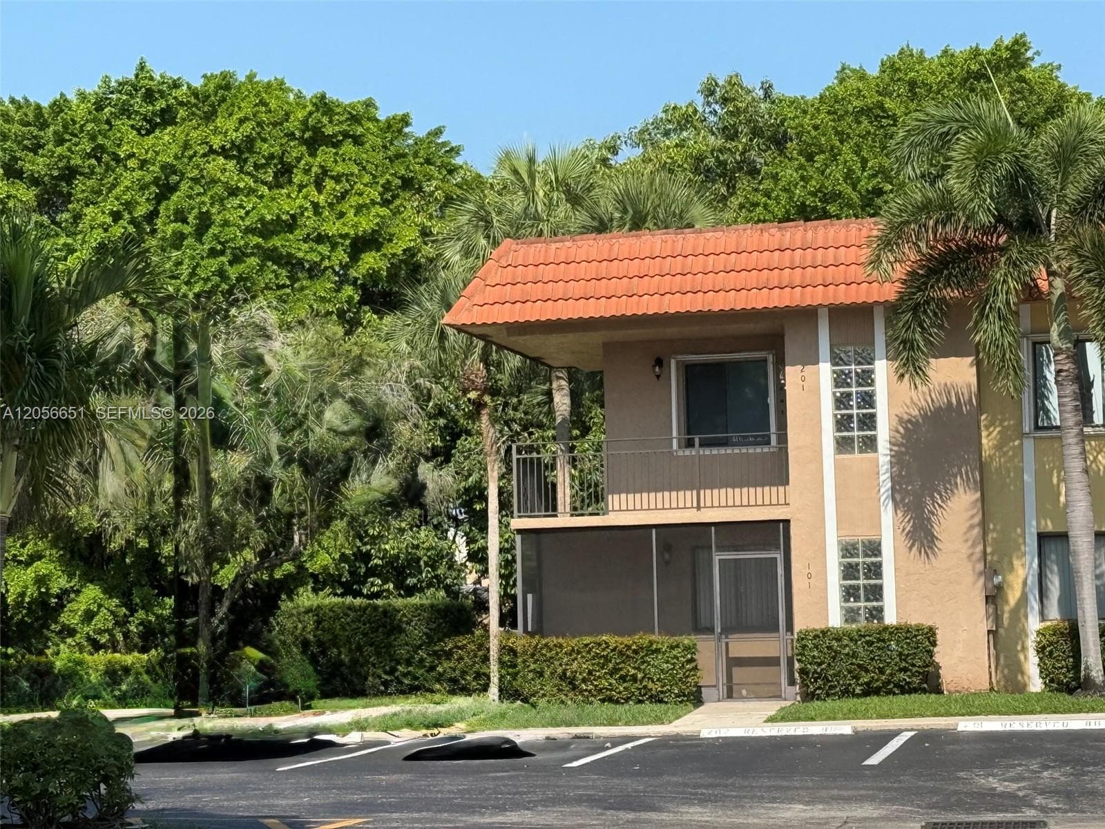 435 Lakeview Dr # 201, Weston, FL 33326 — zdjęcie 2