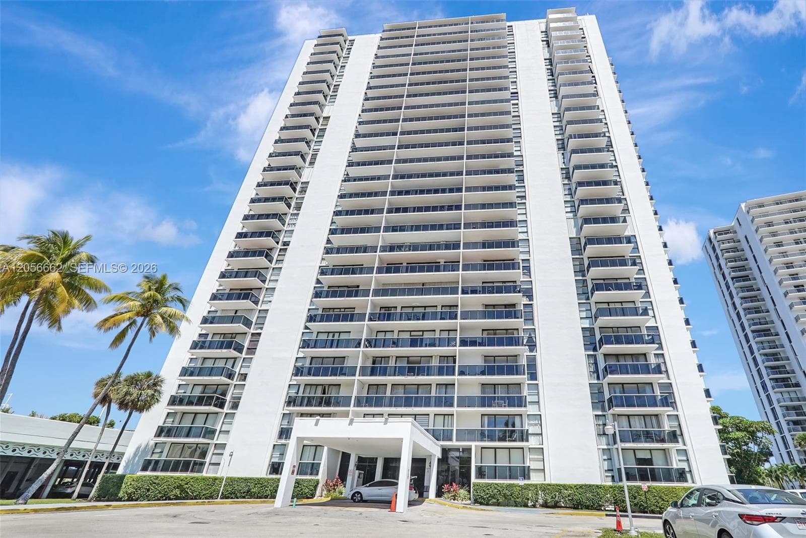 3675 N Country Club Dr # 2310, Aventura, FL 33180 — zdjęcie 2