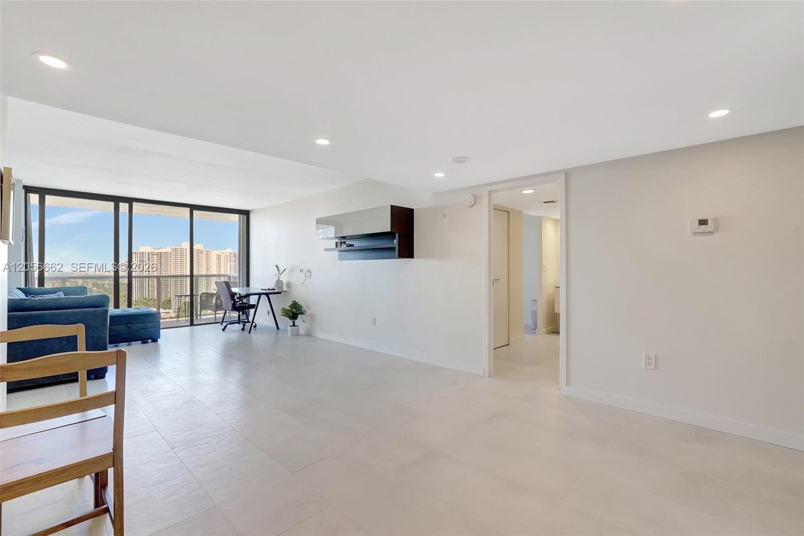 3675 N Country Club Dr # 2310, Aventura, FL 33180 — zdjęcie 5