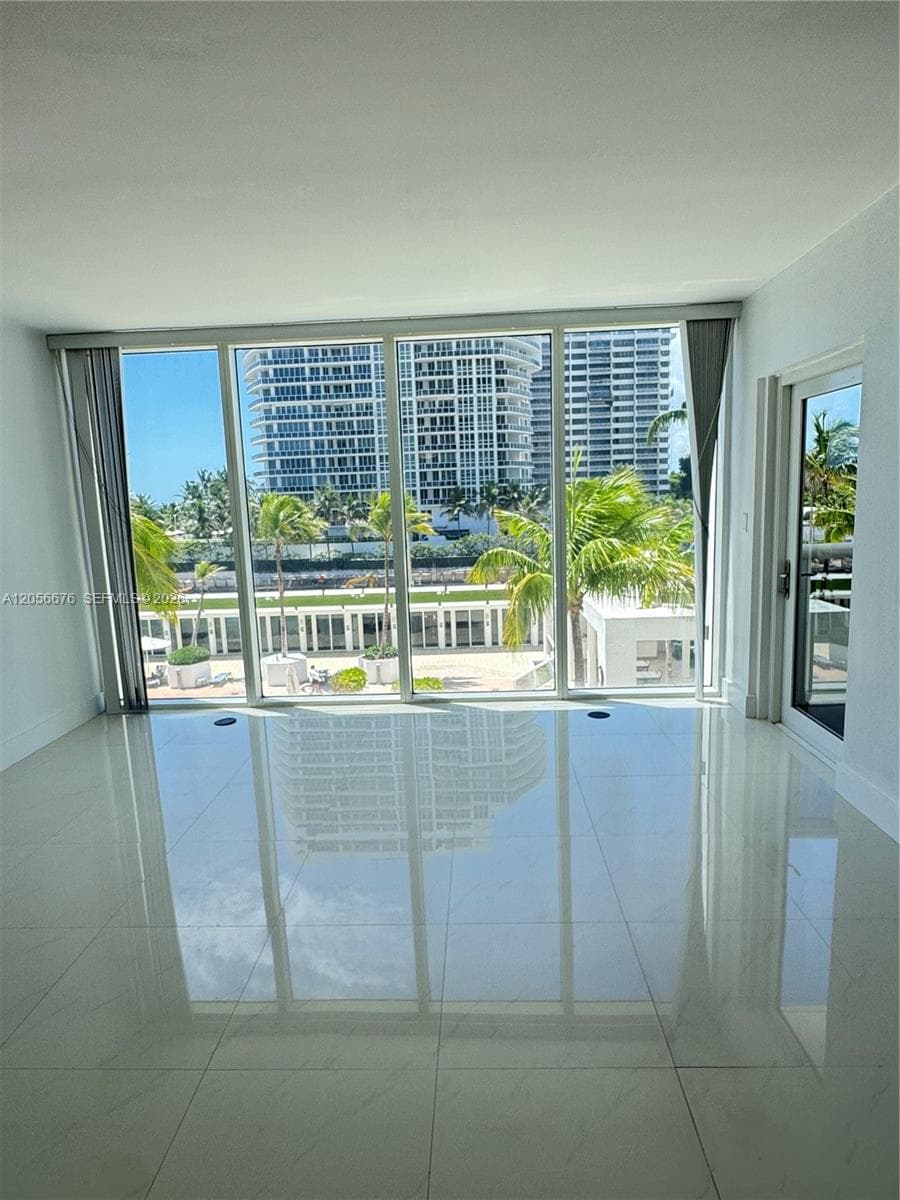 10275 Collins Ave # 316, Bal Harbour, FL 33154 — zdjęcie 4