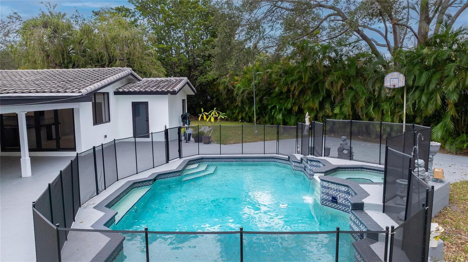 13401 SW 83RD Avenue, Pinecrest, FL 33156 — zdjęcie 3