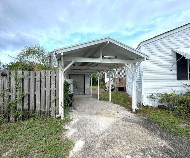 8423 SE Sandy Lane, Hobe Sound, FL 33455 — zdjęcie 2