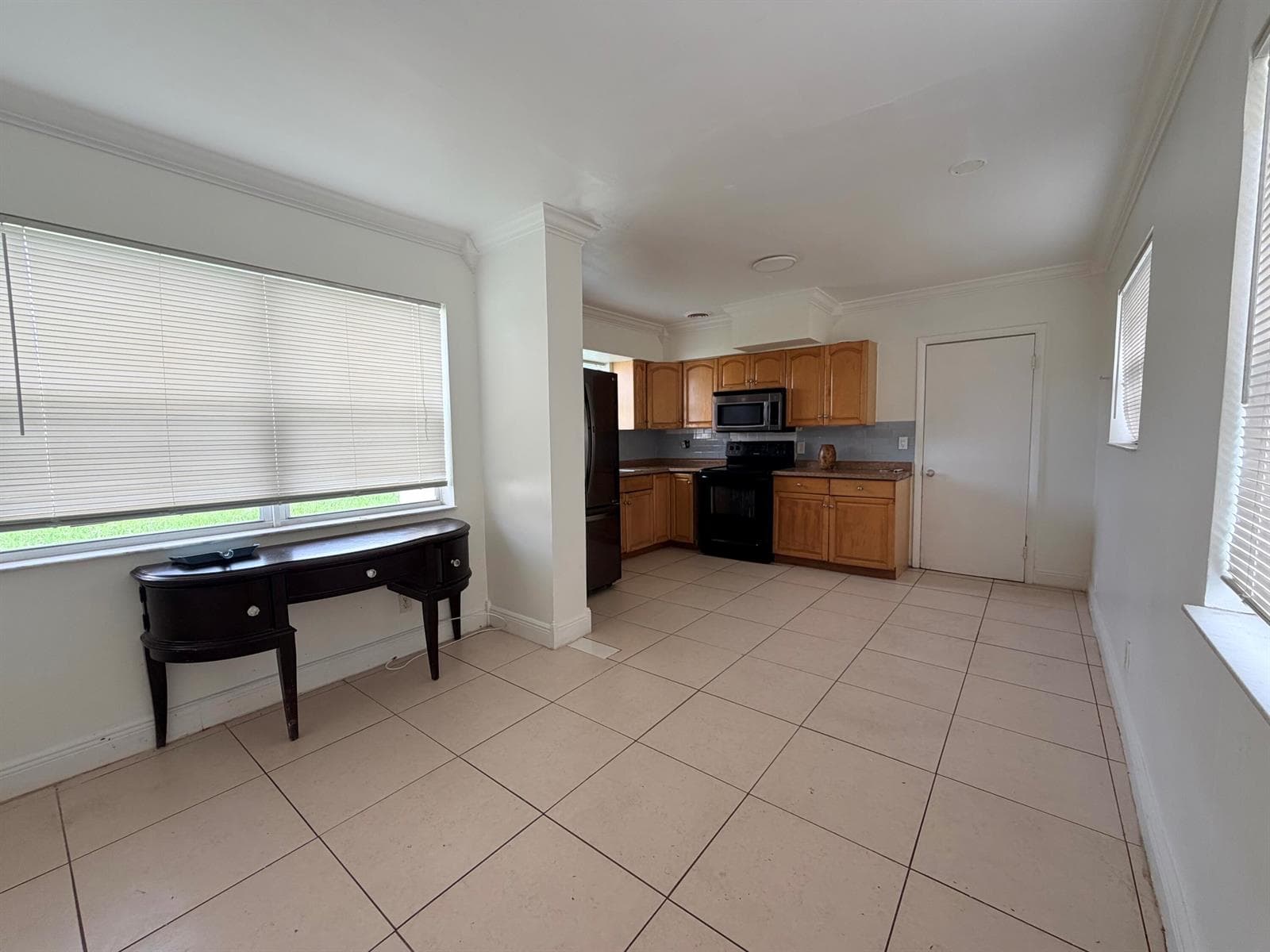 2438 Thomas Street # 3, Hollywood, FL 33020 — zdjęcie 2