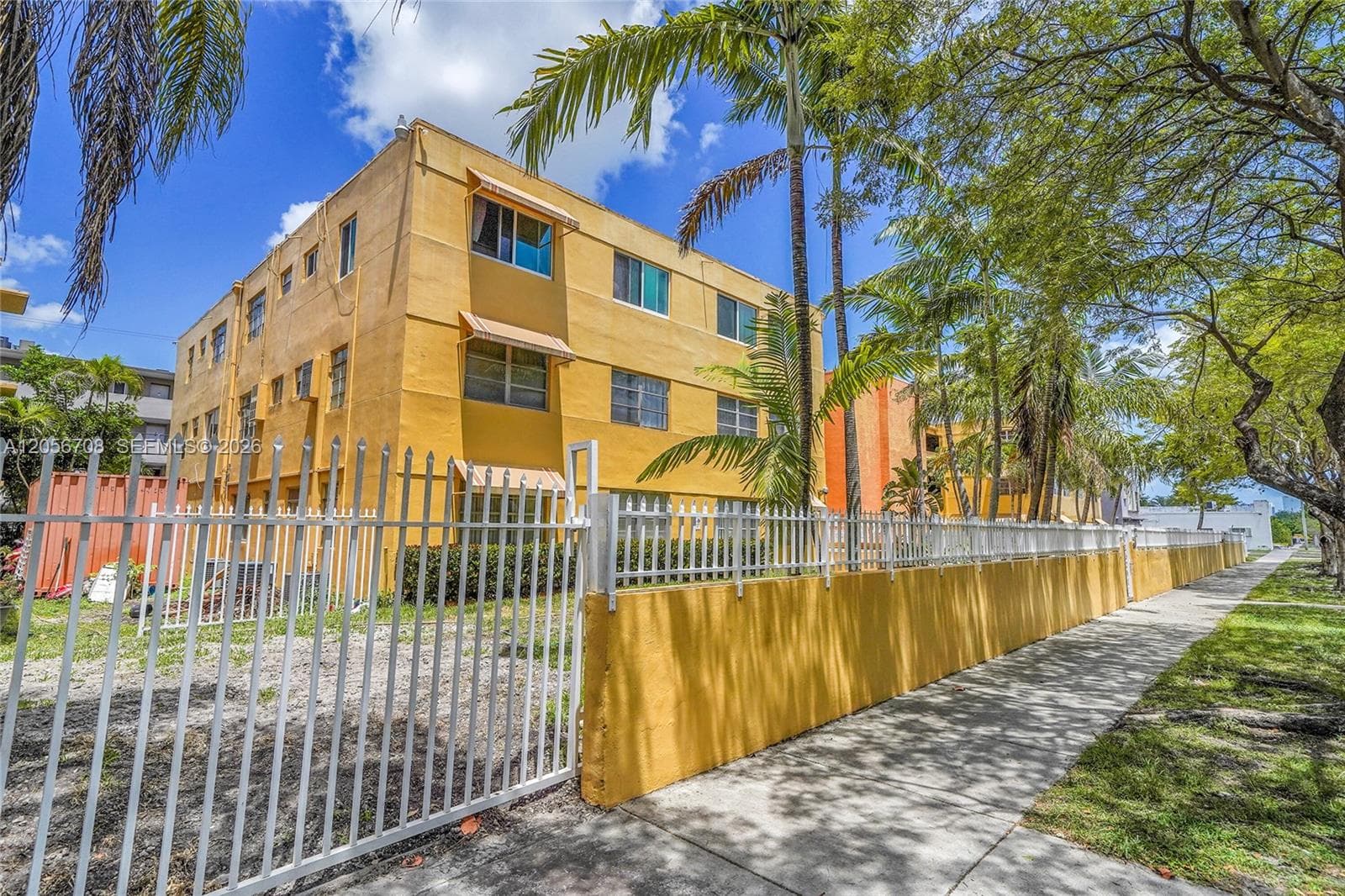1851 NE 168 TH # A8, North Miami Beach, FL 33162 — zdjęcie 3