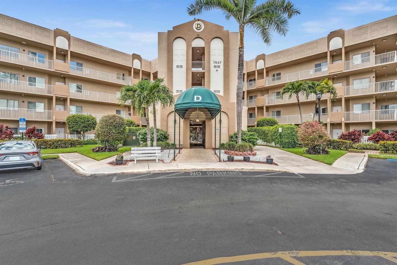 7647 SOUTHAMPTON Terrace # 115, Tamarac, FL 33321 — zdjęcie 2