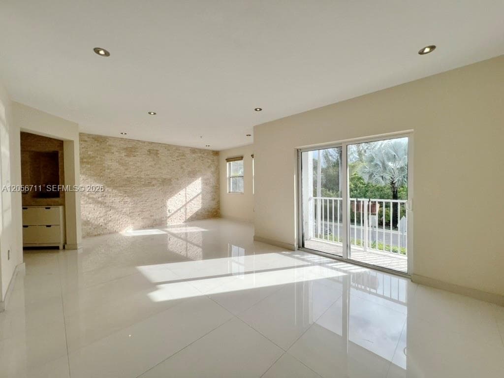 8800 NW 97th Ave # 204, Doral, FL 33178 — zdjęcie 2