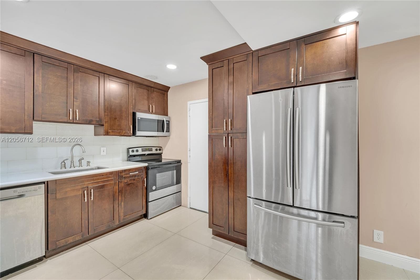 4848 NW 24th Ct # 118, Lauderdale Lakes, FL 33313 — zdjęcie 5