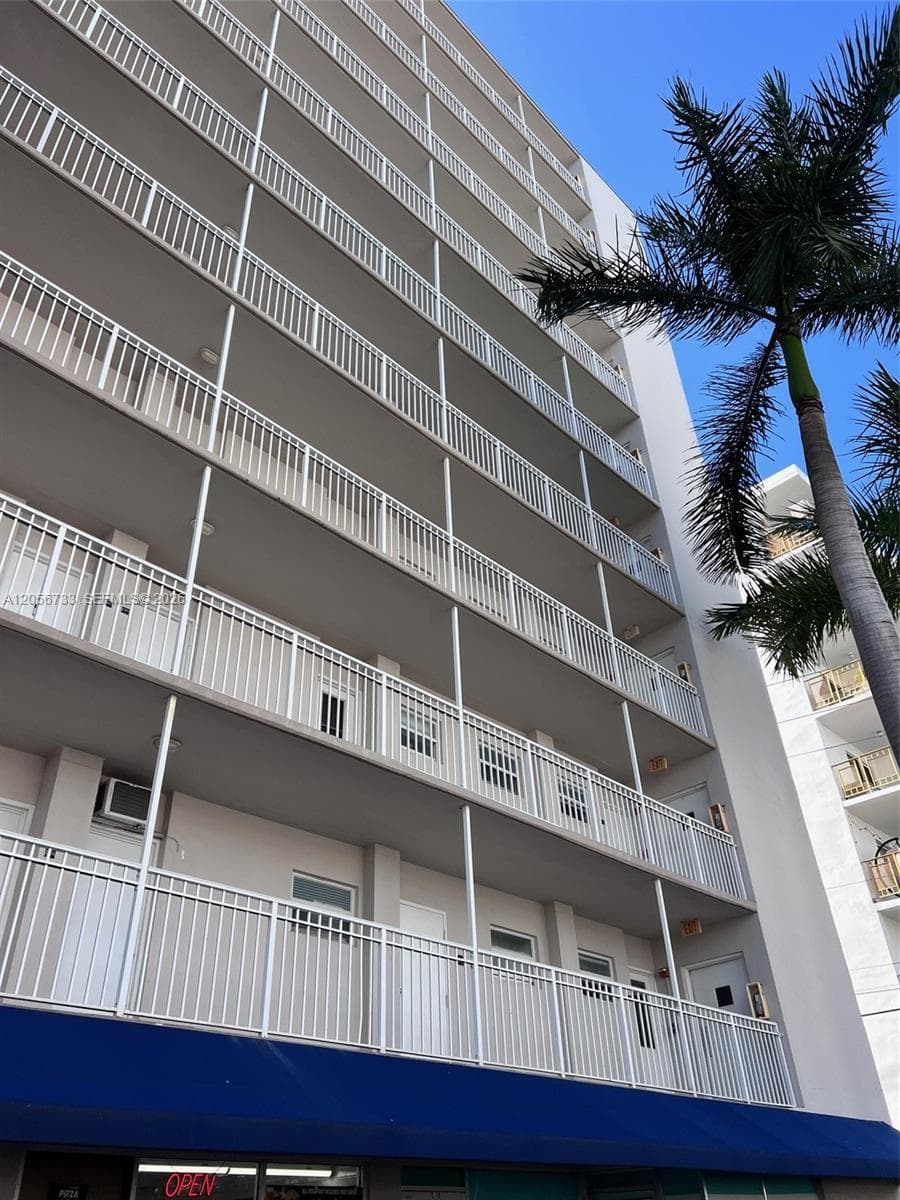 1300 Lincoln Rd # D304, Miami Beach, FL 33139 — zdjęcie 3