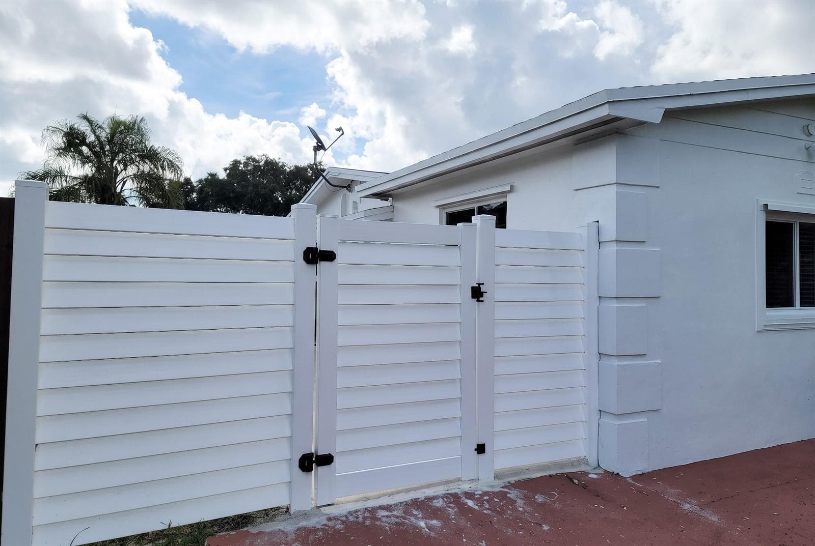 2021 NW 85TH Avenue, Pembroke Pines, FL 33024