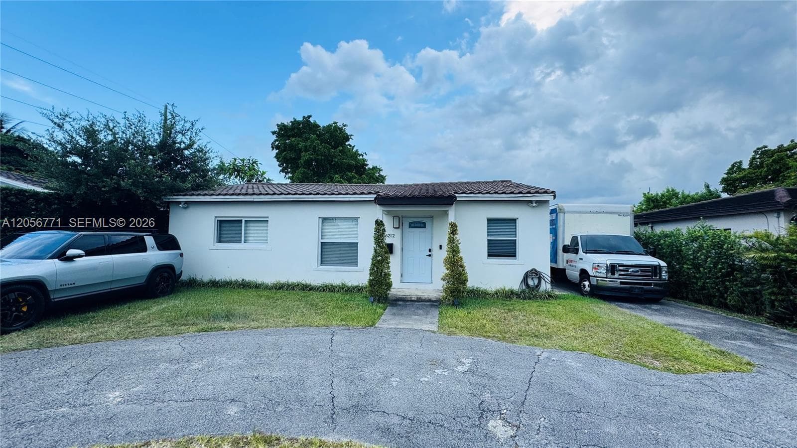 6212 SW 24th St, Miami, FL 33155