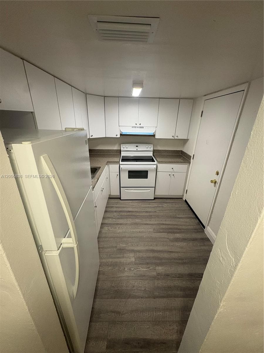 13285 NE 6th Ave # N206, North Miami, FL 33161