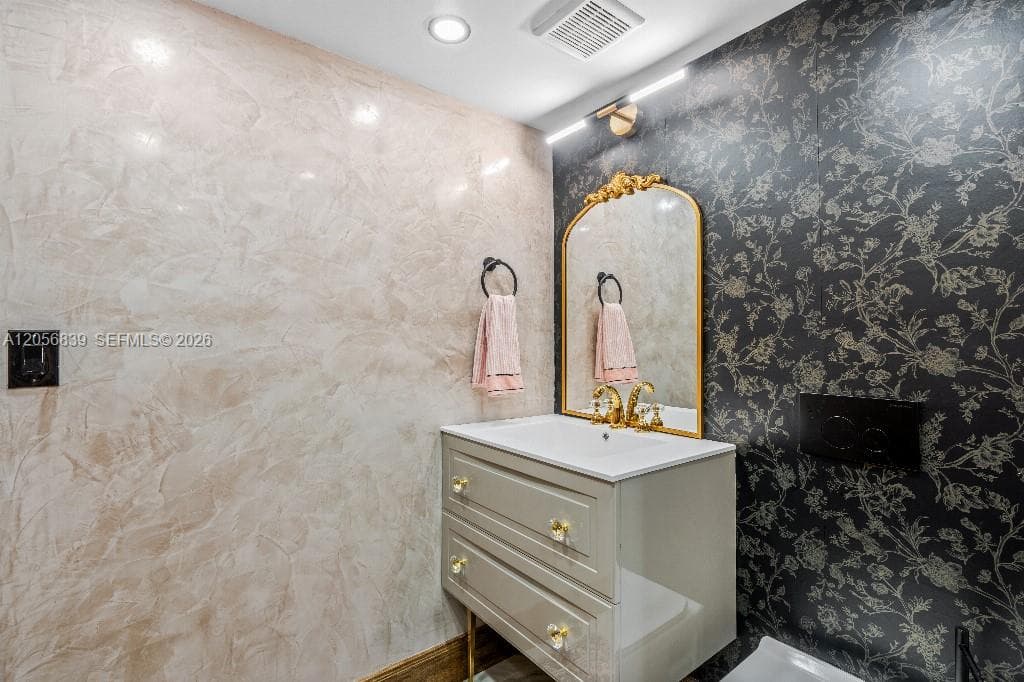 2457 Collins Ave # 1603, Miami Beach, FL 33140 — zdjęcie 3