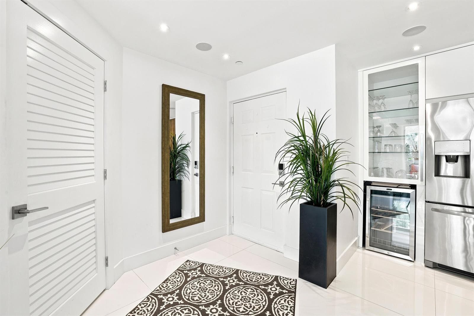 17100 N Bay Road # 1401, Sunny Isles Beach, FL 33160 — zdjęcie 3