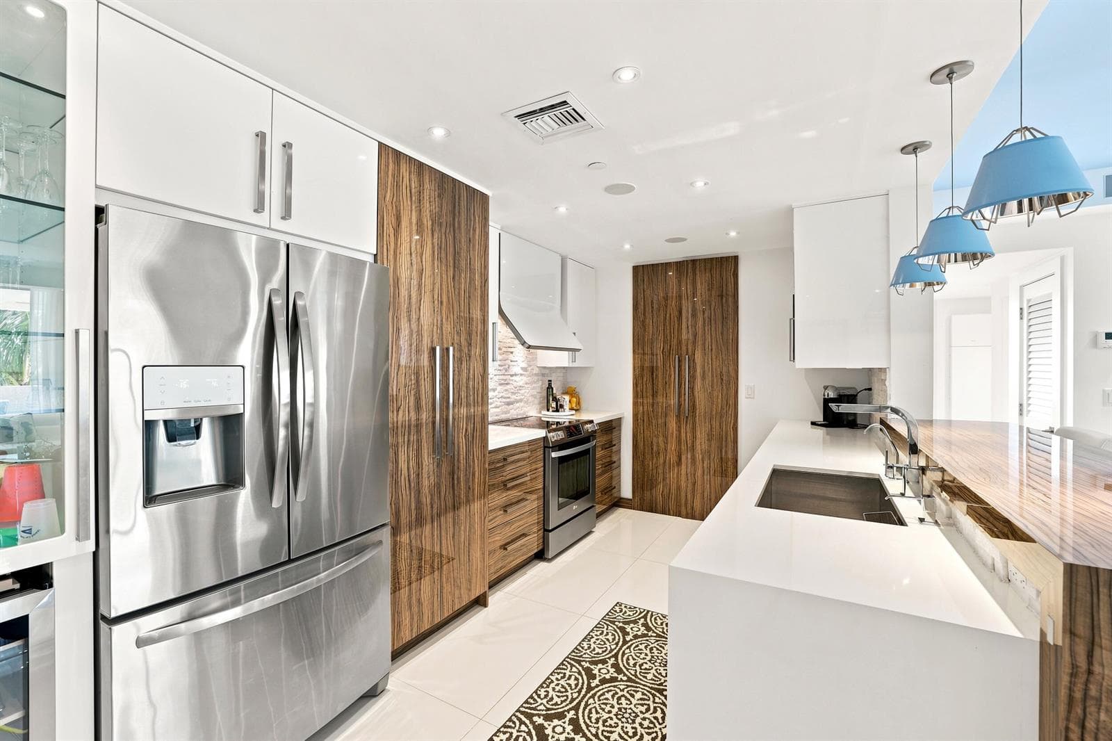 17100 N Bay Road # 1401, Sunny Isles Beach, FL 33160 — zdjęcie 5