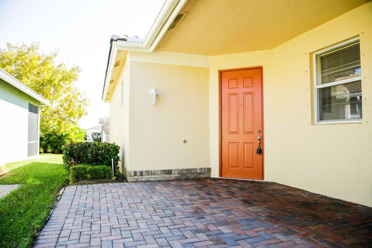 9772 SW GLENBROOK Drive, Port St. Lucie, FL 34987 — zdjęcie 2