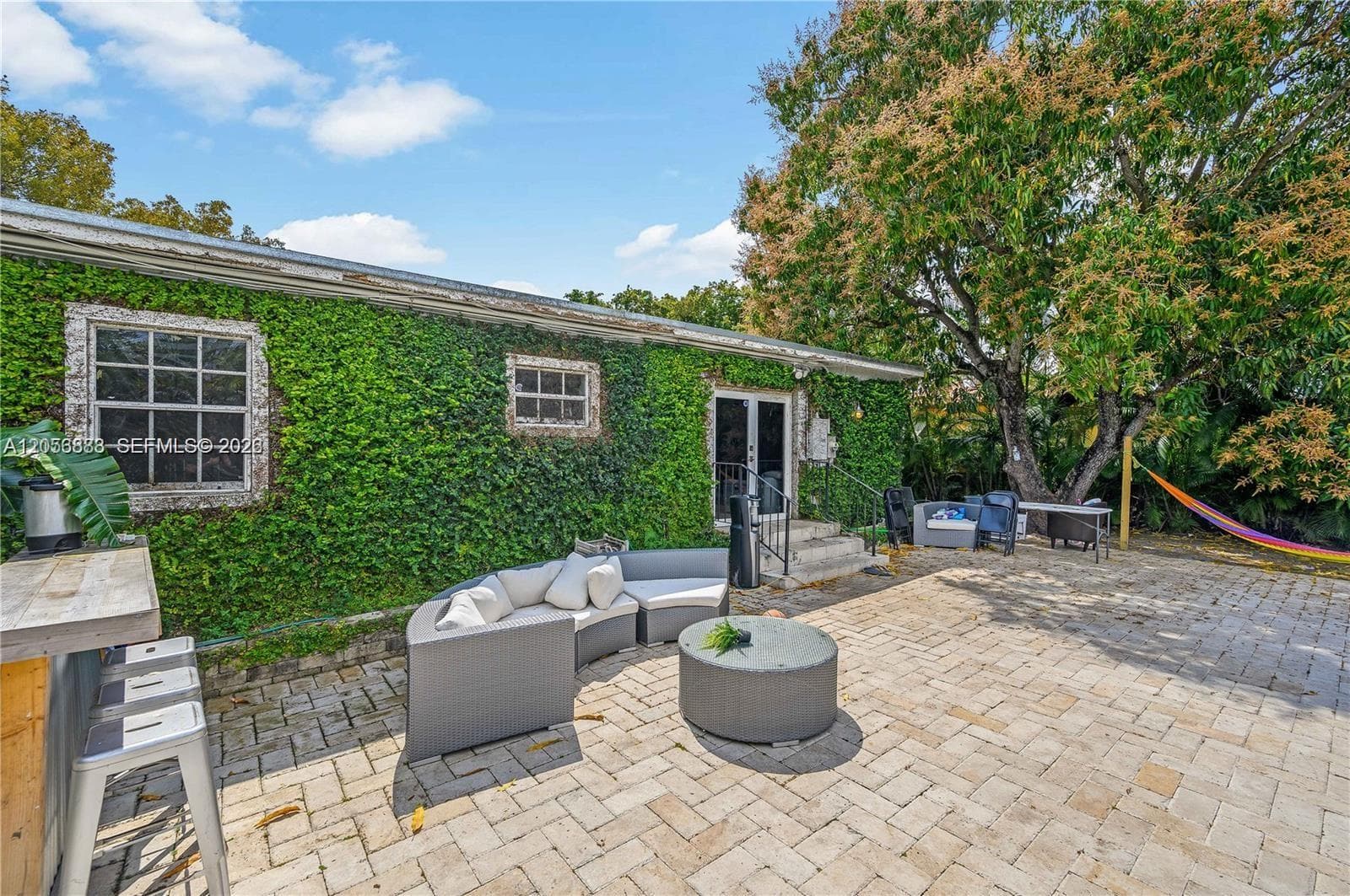 2427 SW 12th St, Miami, FL 33135 — zdjęcie 3