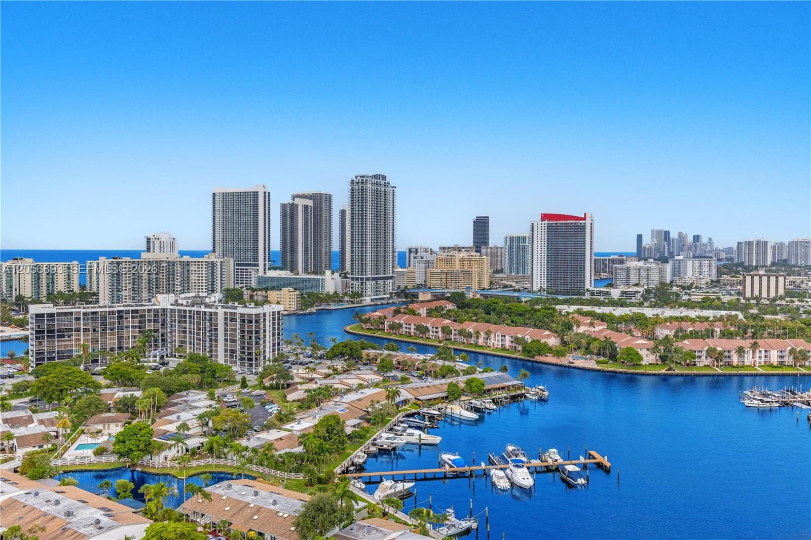 2500 PARKVIEW DR # 2405, Hallandale Beach, FL 33009
