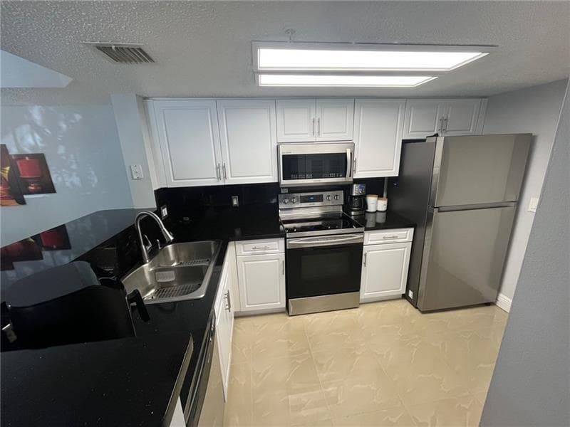 5051 WILES Road # 207, Coconut Creek, FL 33073 — zdjęcie 5