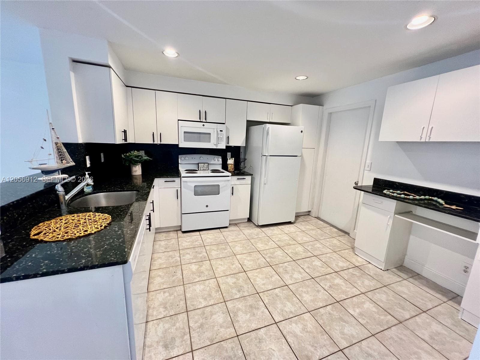 1387 Barcelona Way # 3-26, Weston, FL 33327 — zdjęcie 3