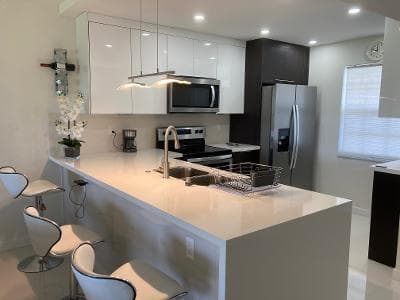 565 OAKS Lane # 305, Pompano Beach, FL 33069 — zdjęcie 2