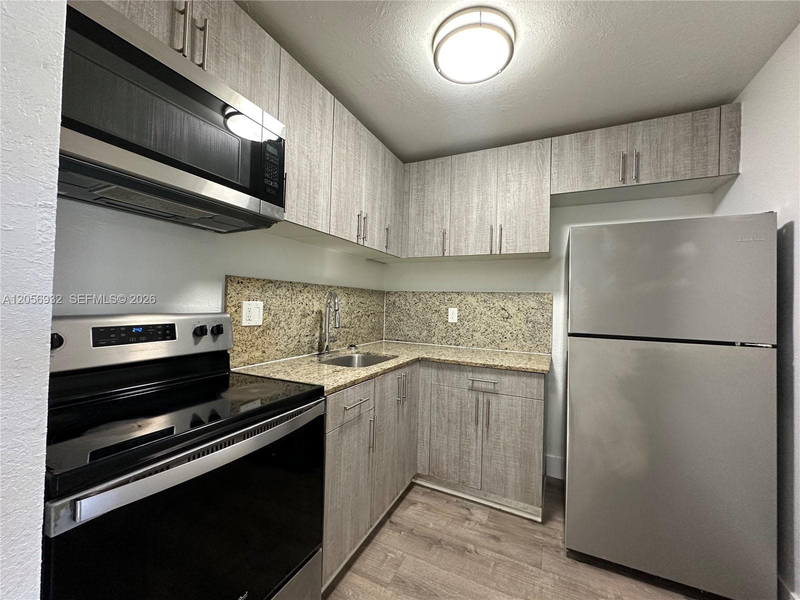 2843 Fillmore St # 106, Hollywood, FL 33020 — zdjęcie 2