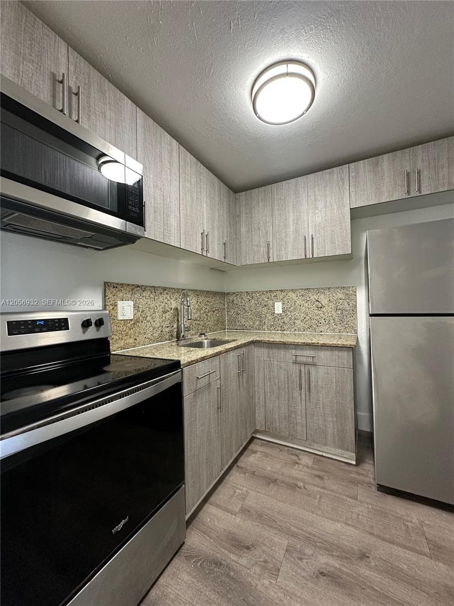 2843 Fillmore St # 106, Hollywood, FL 33020 — zdjęcie 3