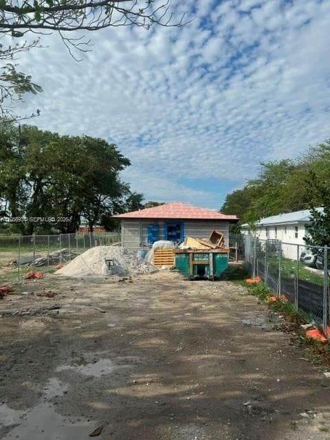 684 NW 14th St, Florida City, FL 33034 — zdjęcie 5