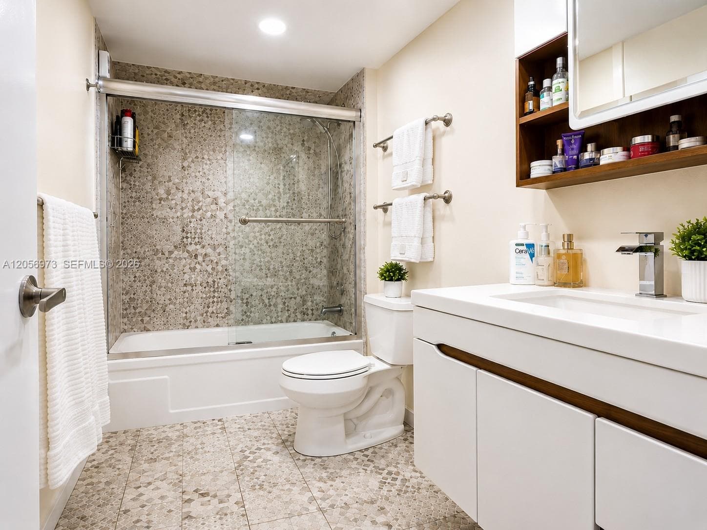 301 NE 14th Ave # 507, Hallandale Beach, FL 33009 — zdjęcie 3