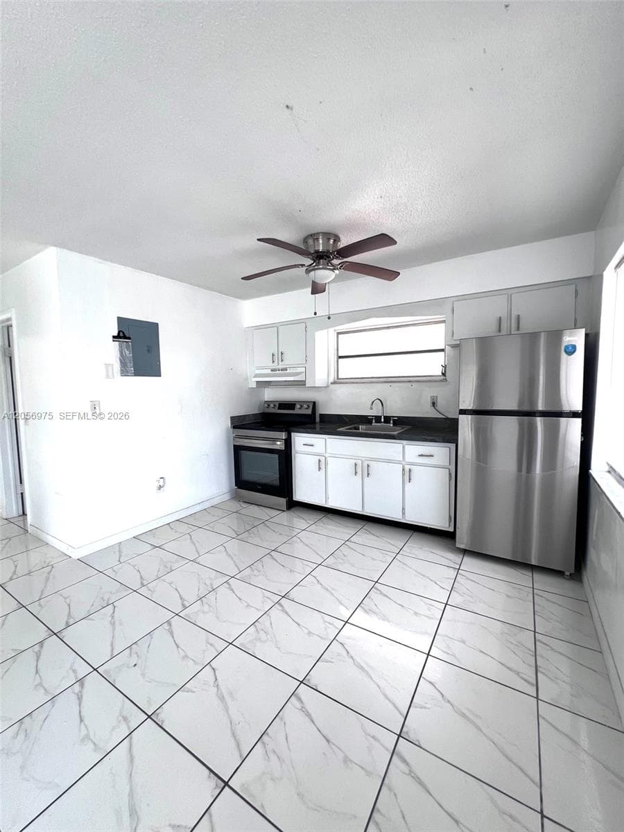 121 NE 80 TER # 5, Miami, FL 33131 — zdjęcie 3