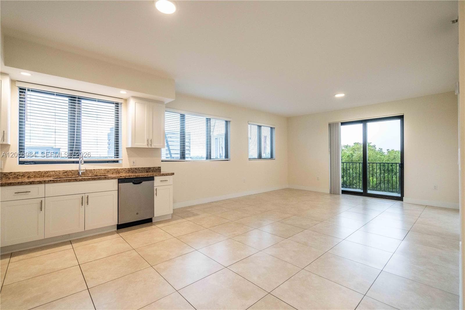 1091 Galiano St # 502, Coral Gables, FL 33134 — zdjęcie 2