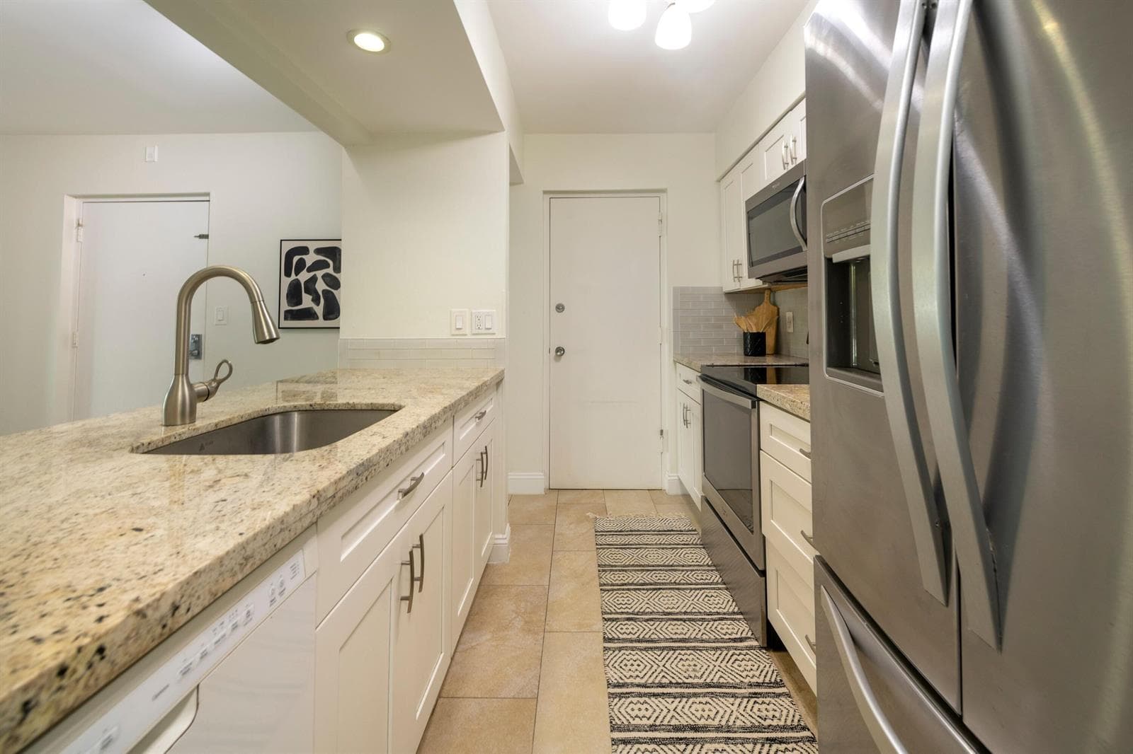900 RIVER REACH Drive # 104, Fort Lauderdale, FL 33315 — zdjęcie 5