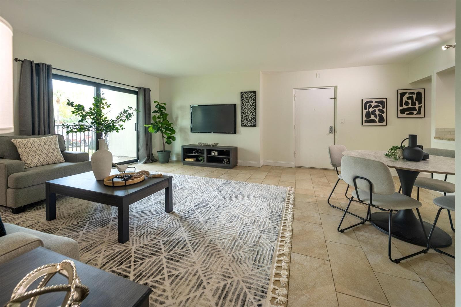 900 RIVER REACH Drive # 104, Fort Lauderdale, FL 33315 — zdjęcie 4