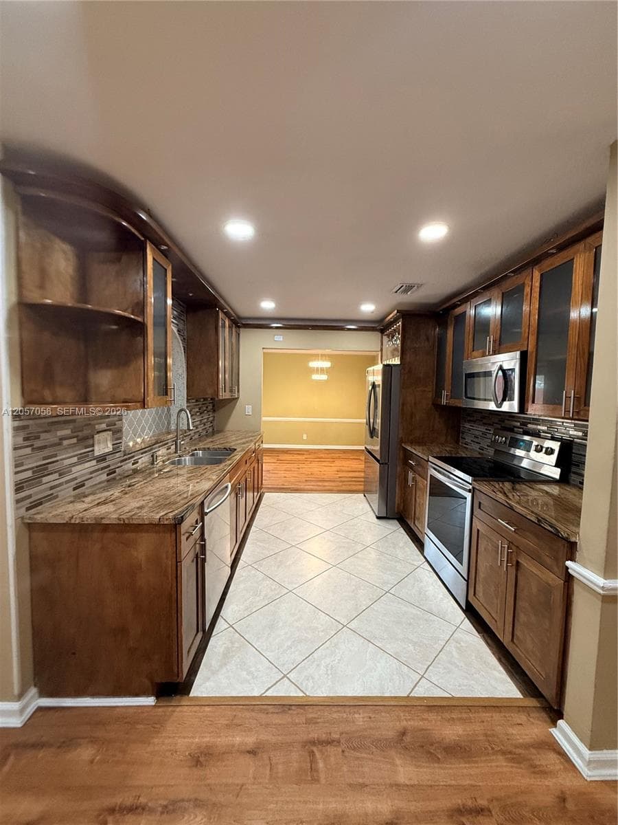 4120 NW 78th Ln, Coral Springs, FL 33065 — zdjęcie 4