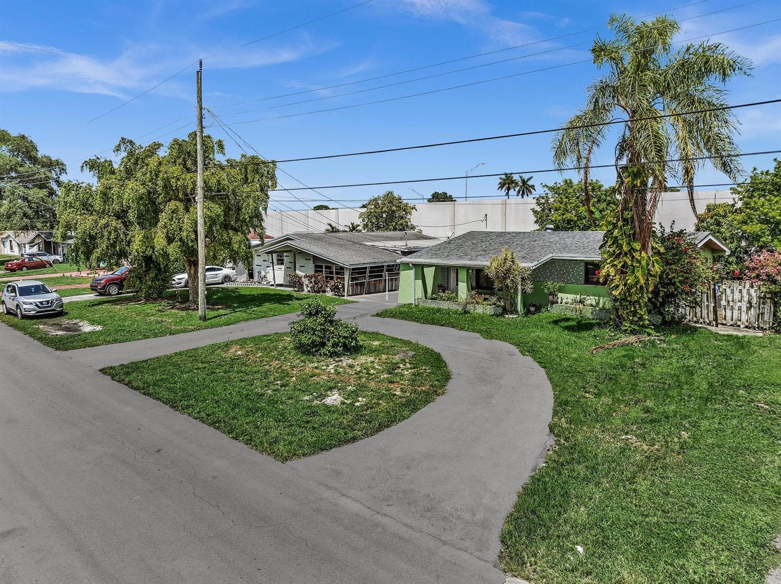 2131 Acapulco Drive, Miramar, FL 33023 — zdjęcie 2