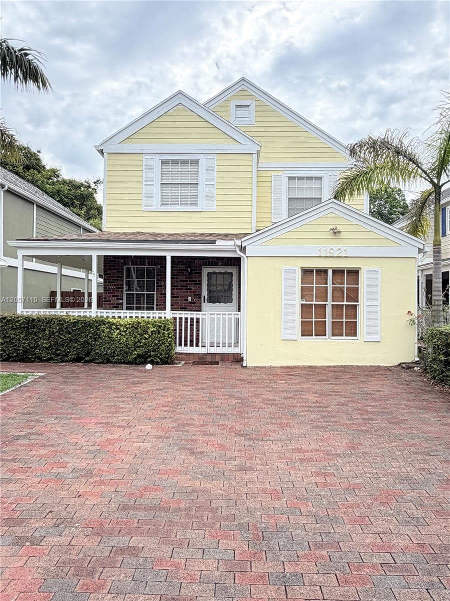 11921 SW 117th Ct, Miami, FL 33186