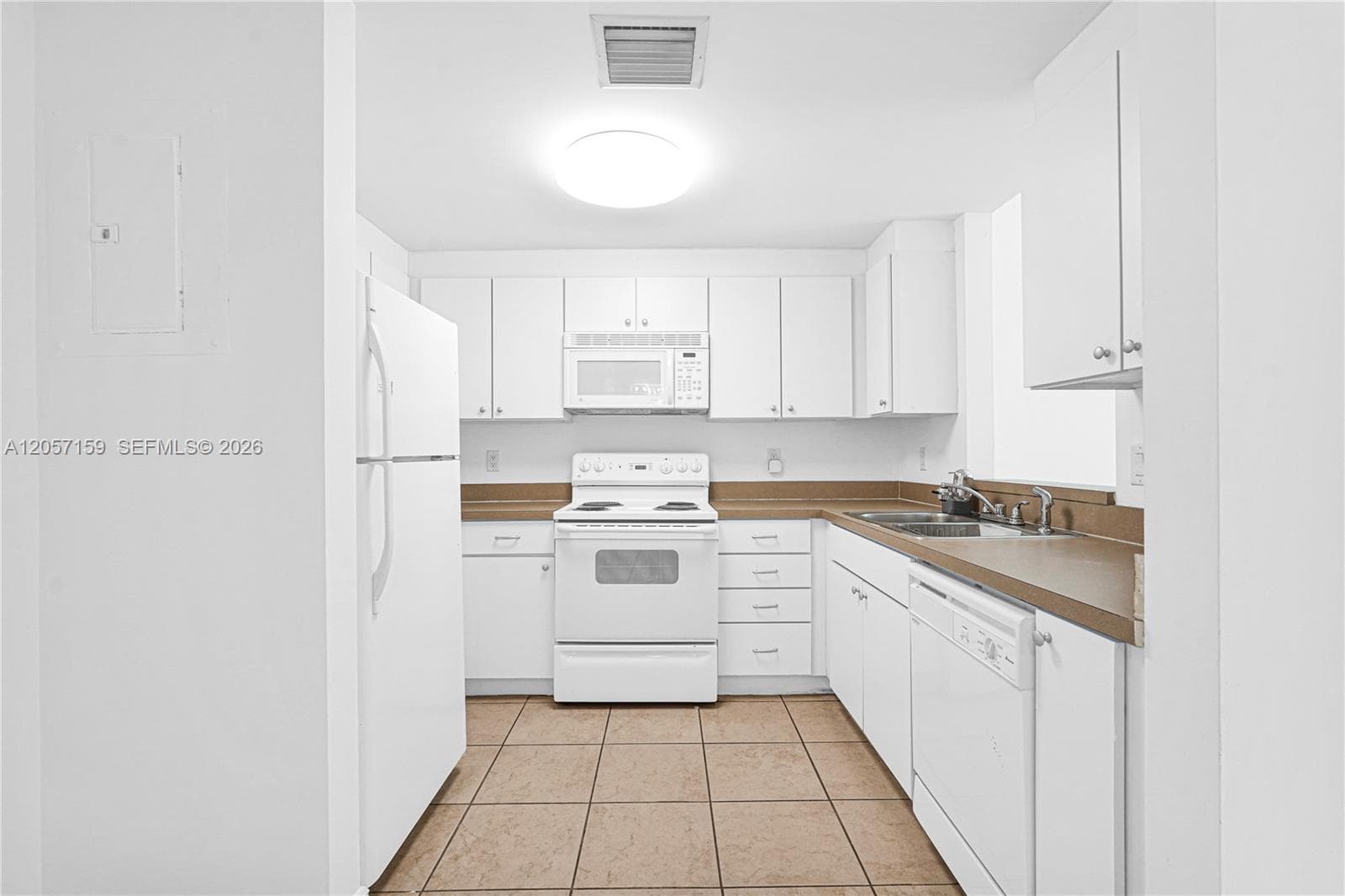 1250 S Miami Ave # 812, Miami, FL 33130 — zdjęcie 4