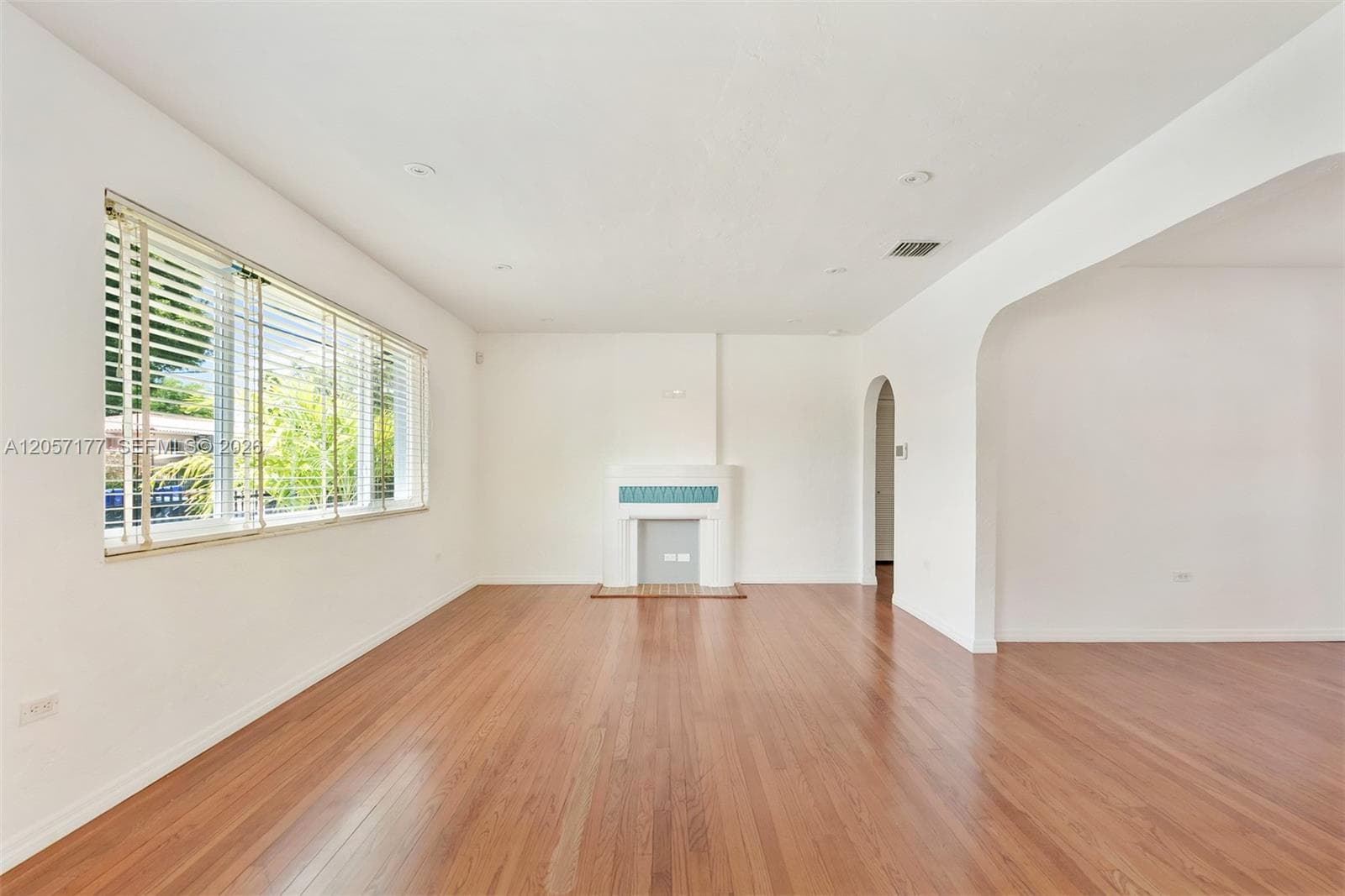 2240 SW 24th Ave, Miami, FL 33145 — zdjęcie 5