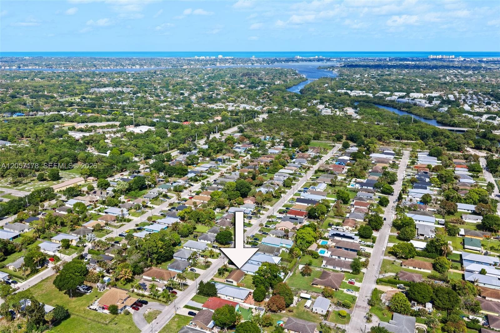 6894 3rd St, Jupiter, FL 33458