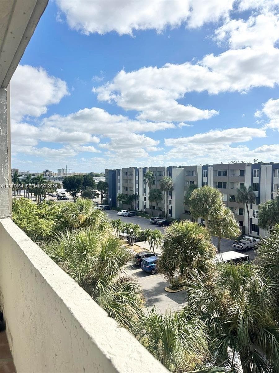 10090 NW 80th Ct # 1542, Hialeah Gardens, FL 33016 — zdjęcie 3