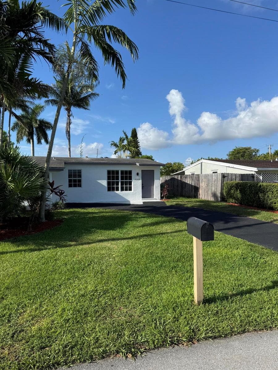 6368 NW 24th Court, Margate, FL 33063 — zdjęcie 2