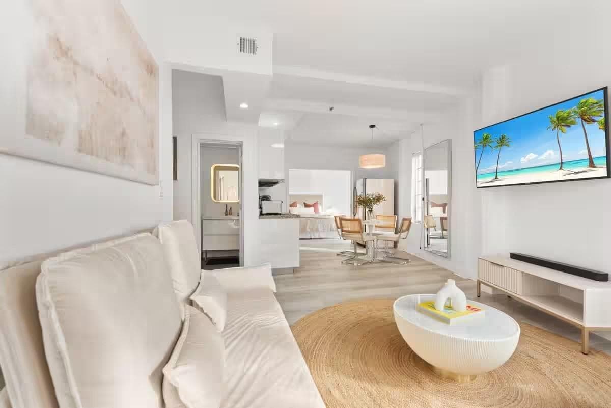 530 Ocean Drive, Miami Beach, FL 33139