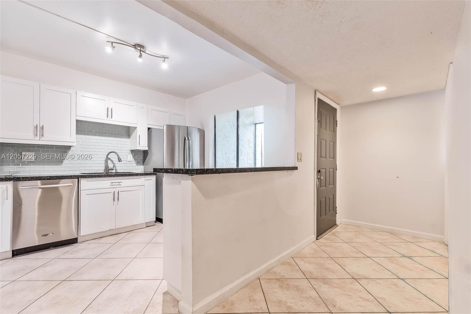 325 Lakeview Dr # 102, Weston, FL 33326 — zdjęcie 4