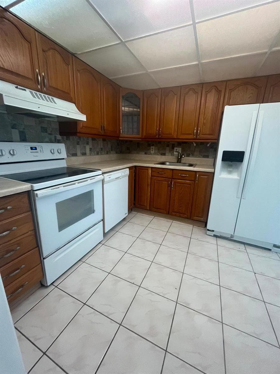 480 EXECUTIVE CENTER Drive # 2F, West Palm Beach, FL 33401 — zdjęcie 3