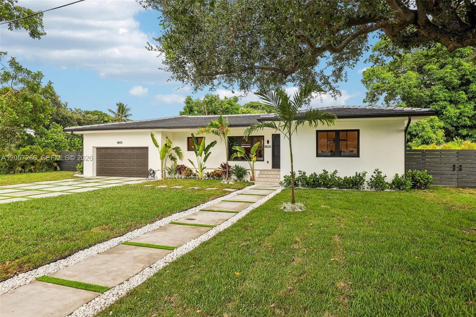 8835 NE 9th Ct, Miami, FL 33138 — zdjęcie 2