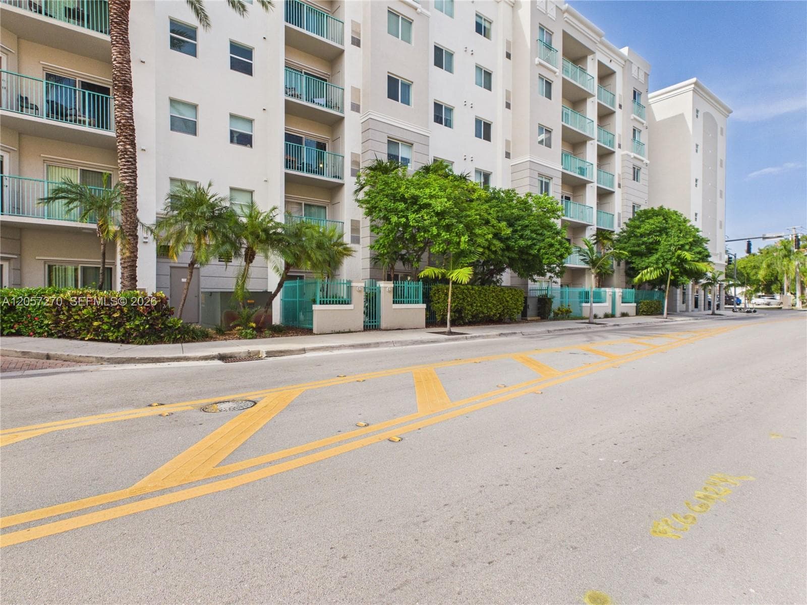 6001 SW 70th St # 535, South Miami, FL 33143 — zdjęcie 2