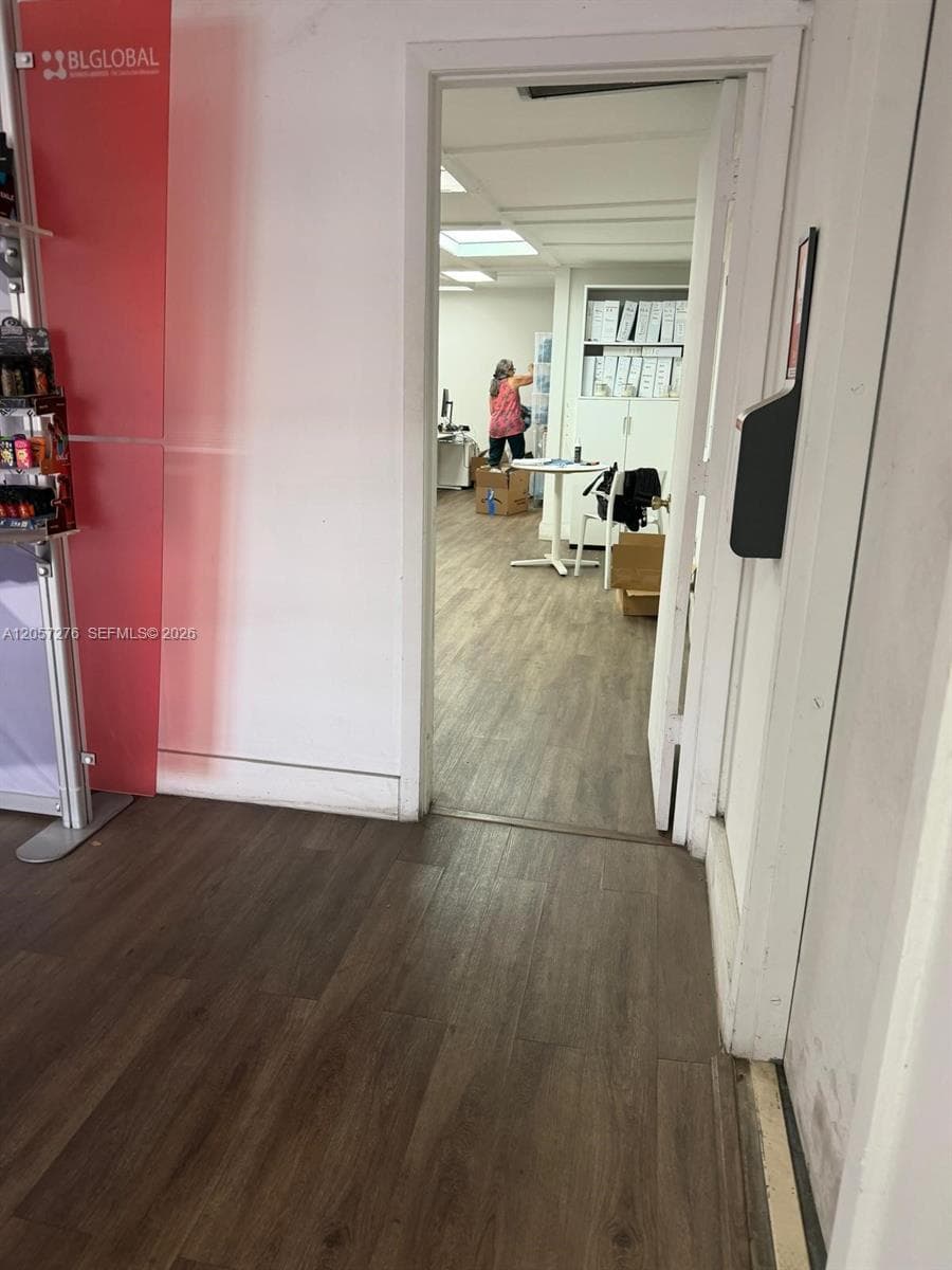 7266 NW 70th St, Miami, FL 33166 — zdjęcie 5