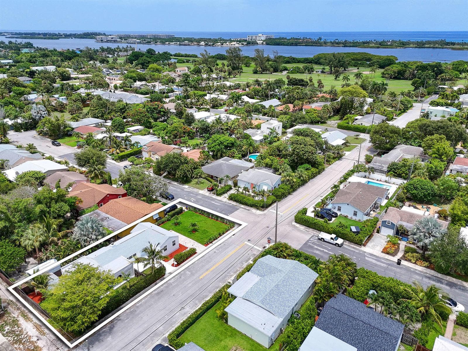 1201 N Ocean Breeze, FL 33460 — zdjęcie 2